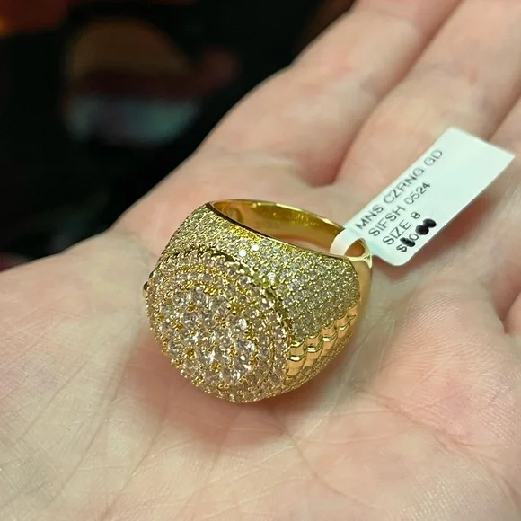 NWT Iced Out Bling CZ Gold Plated Men’s Size 8 Ring - Picture 5 of 6